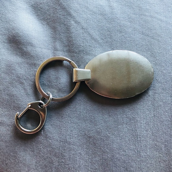 GMC Key fob or key holder genuine brand - Picture 2 of 2